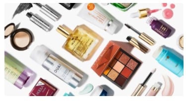 Free Items with Vogue Insiders