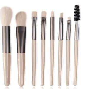 Amazon: Makeup Brush 17-Piece Set ONLY $6.79 (Reg $13).
