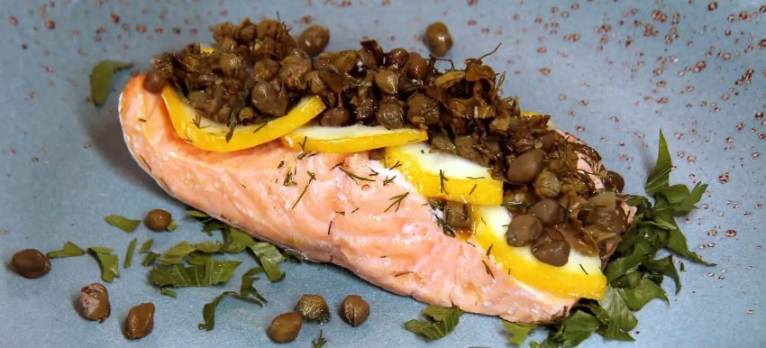 Quick-and-Easy-Baked-Salmon-en-Papilotte-with-Fresh-Herbs-and-Capers