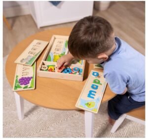 Melissa-Doug-Spanish-See-Spell-Learning-Toy